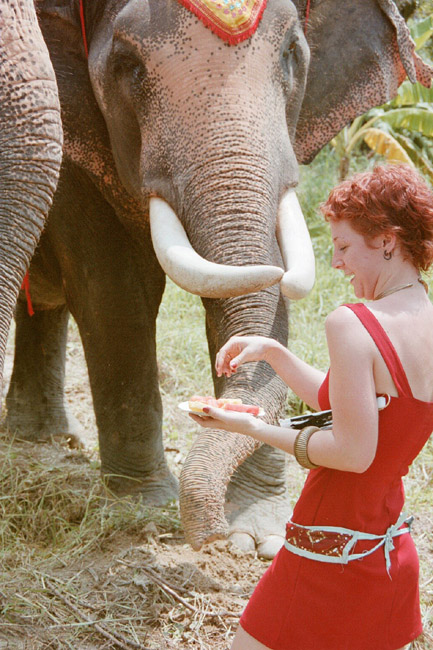 Melissa makes a big new friend